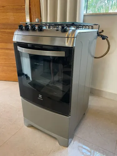 Fogão Electrolux 4 Bocas Cor Inox com acendimento automático