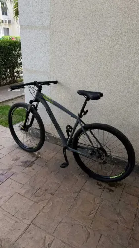 BIKE OGGI HACKER HDS, quadro 19, aro 29