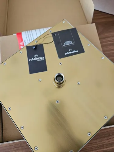 Chuveiro Rubinettos Square 30x30 Dourado Escovado + Misturador Classic | Novo na Caixa