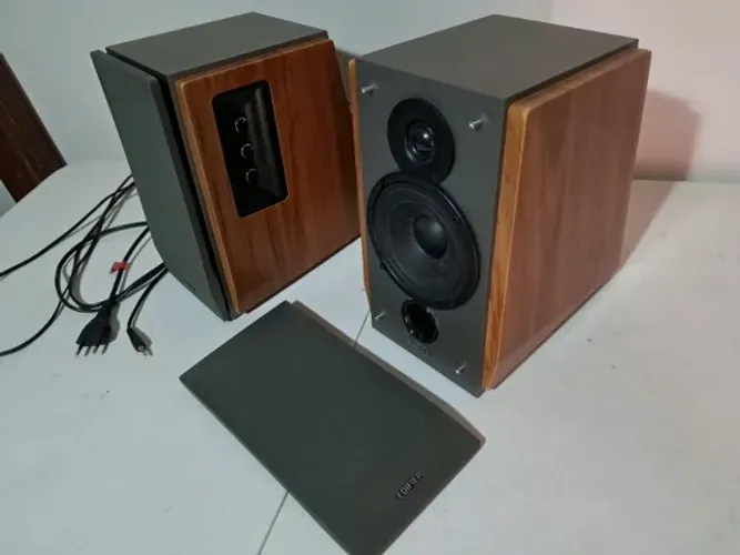Caixa de som EDIFIER R1600TIII 60W - Madeira
