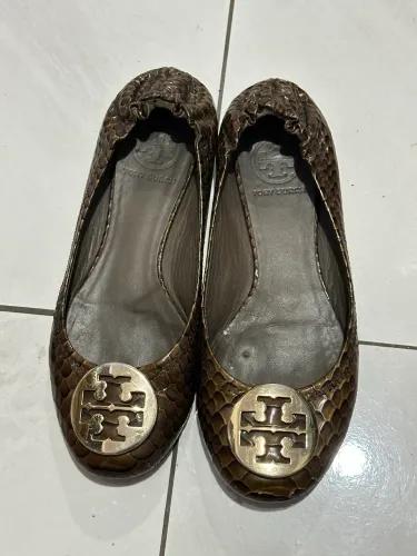 Sapatilha Tory burch couro verniz 
