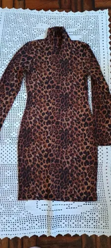 Vestido de oncinha  casual  lindo 