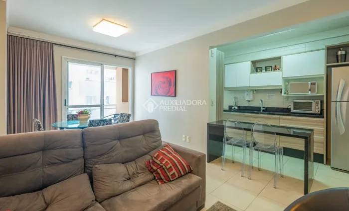 Apartamento com 1 Quarto e 1 vaga Livre - Centro - Florianópolis/SC