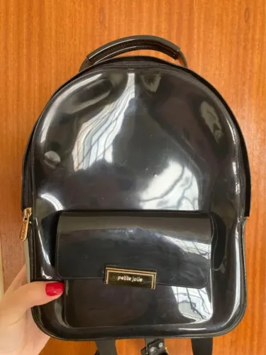 mochila preta petite jolie