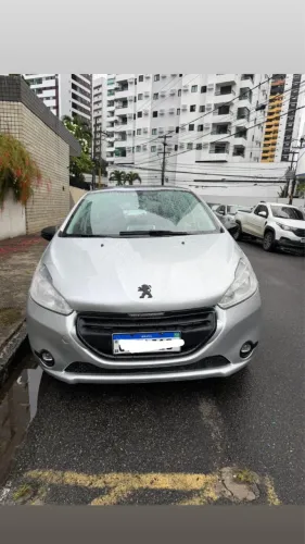 Peugeot 208 Allure 1.5 Flex 8V 5P 2014