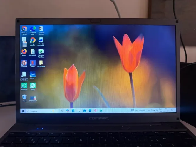 Vende- se notebook compaq