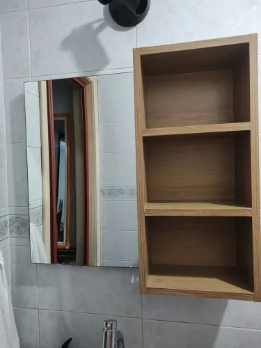 Espelheira suspensa 