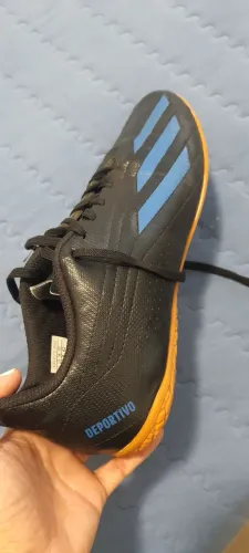 Chuteira Adidas