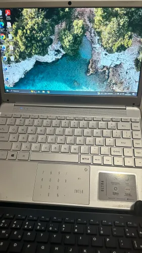 Notebook Ultra Slim Intel i5 | 8GB RAM | 1TB de Armazenamento