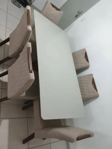 Mesa de jantar de 6 cadeiras