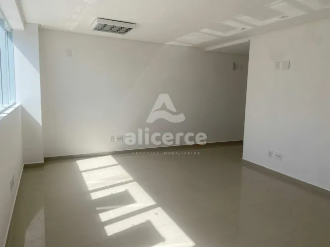 Sala Comercial para Aluguel em Florianópolis - Estreito/ Beira Mar Continental