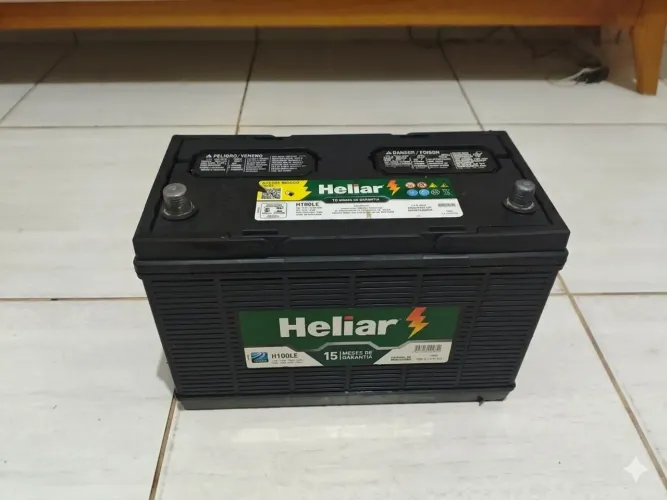 Bateria 100 amperes Heliar Semi nova com garantia valor sem troca