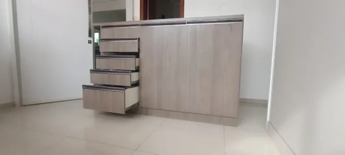 Balcão simples ou Balcão divisor de ambientes.