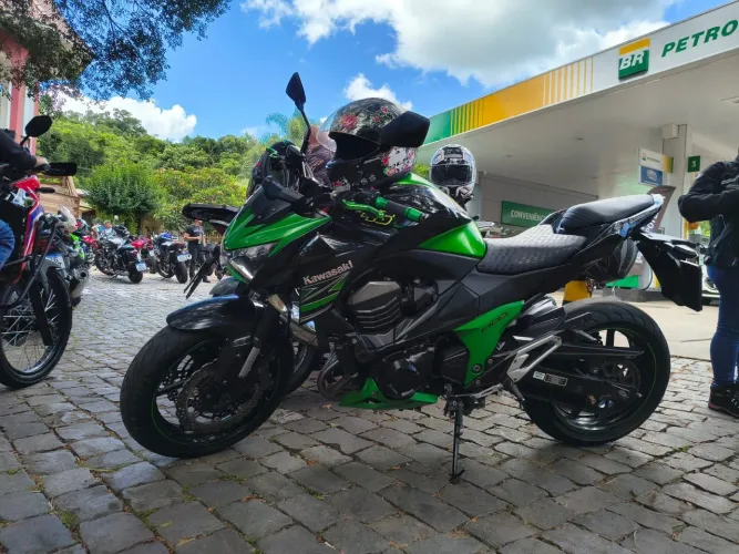 Motos Kawasaki Z-800 - Pinheiro Machado, Rio Grande do Sul