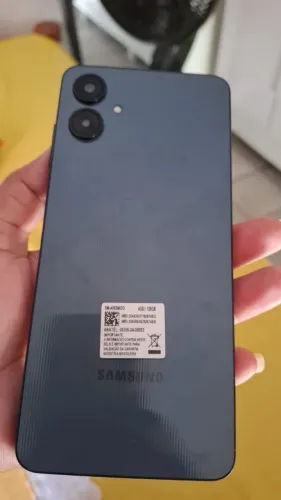 Celular A06 novo