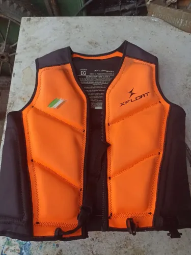 Colete jet ski 
