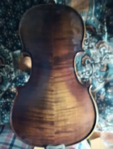 Violino antigo italiano intacto nunca foi tocado sem etiqueta mas veio da italia