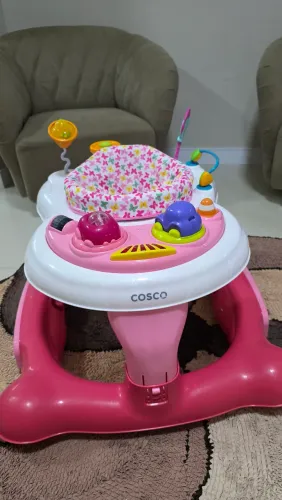 Andador Cosco Goal Walker 4 em 1- Rosa - Muito Conservado
