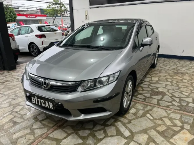 Honda Civic Sedan LXS 1.8/1.8 Flex 16V Aut. 4P 2014