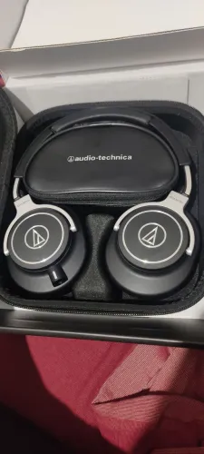 Vendo fone de estúdio ATH-M70X, novinho nunca foi usado
