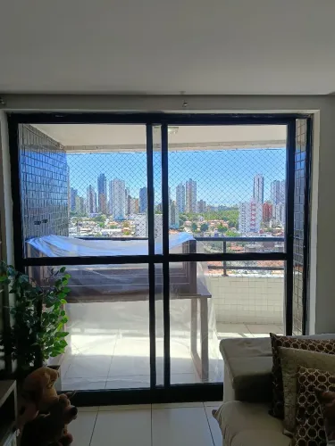 Porta Esquadria de Alumínio Semi Nova