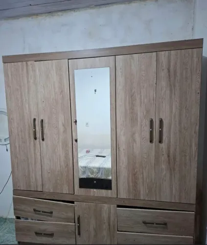 Guarda Roupa