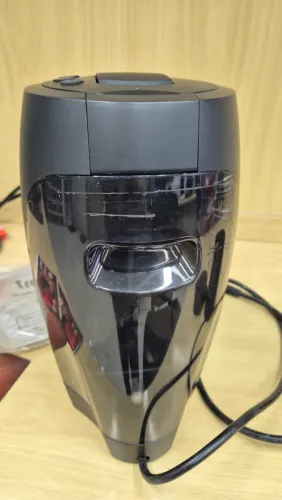 3 Corações TRES Cafeteira Espresso e Multibebida LOV Preta - 127V