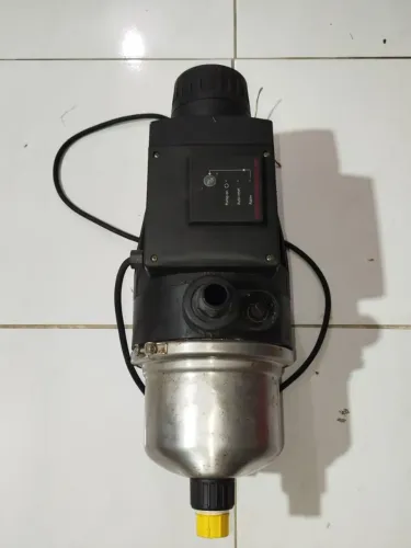 Bomba pressurizadora Grundfos MQ3-25 220v