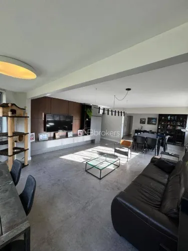 3 QUARTOS COM SUÍTE, CLOSET E 2 VAGAS PARALELAS | 165M² PRIVATIVOS