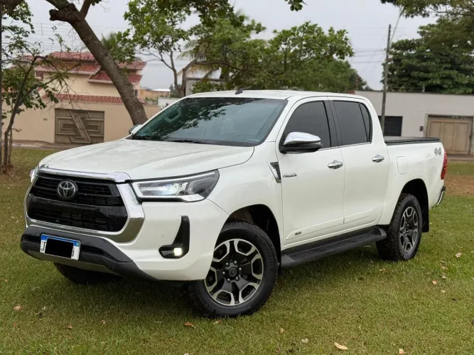 Toyota Hilux CD SRX 4X4 2.8 TDI 16V Diesel Aut. 2021