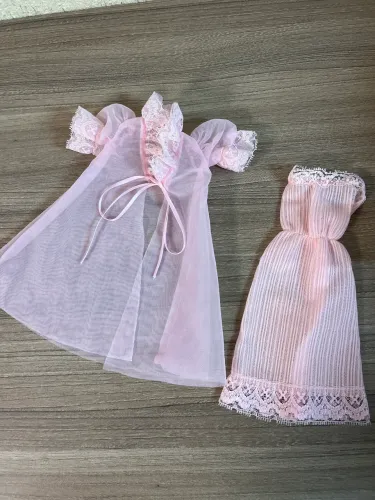 Camisola e penhoar  Barbie- Anos 80