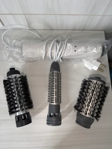 Escova e secadora elétrica de cabelo