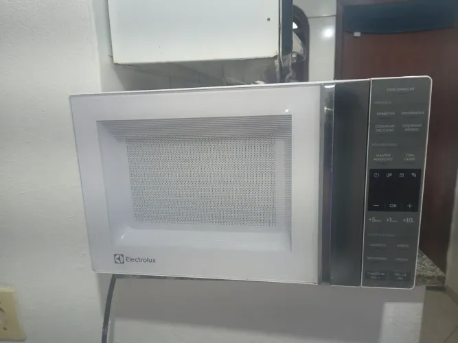 Microondas Electrolux 23l