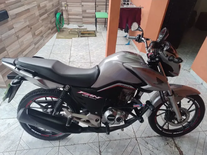 Moto fan 160 2023