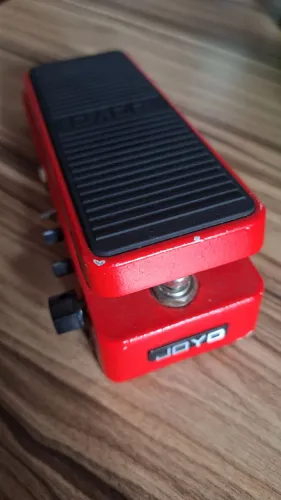 Pedal Volume e Wah Joyo