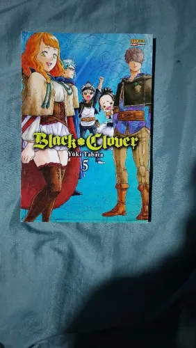 Black Clover volume 5 (desapego bom Estado)