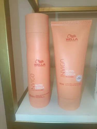 Shampoo e condicionador Wella - Invigo Nutri -Enrich