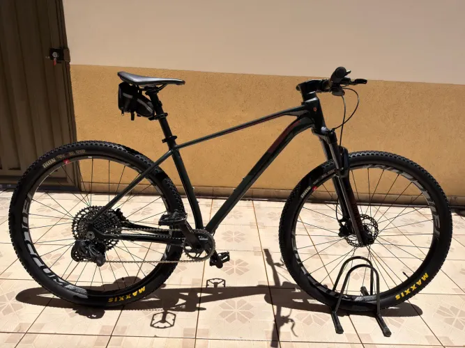 Bicicleta Sense Impact Race 19 