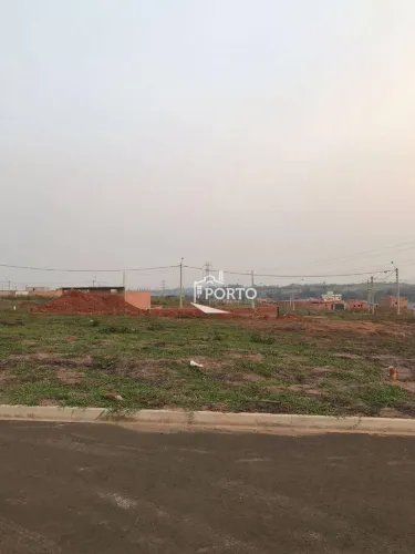 Terreno à venda no bairro Vale do Sol em Piracicaba