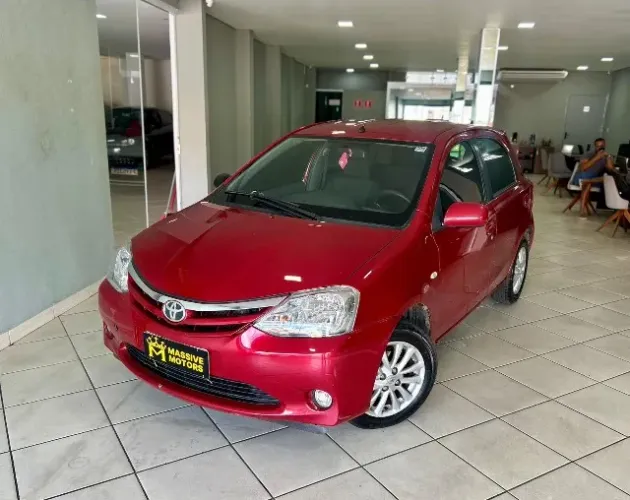 Toyota Etios XLS 1.5 Flex 16V 5P Mec. 2013