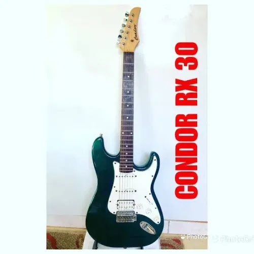 Guitarra Strato Condor RX30