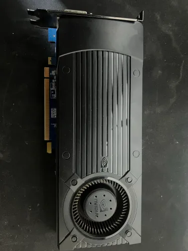 Placa de vídeo 760 e HD 1 terabyte de memória