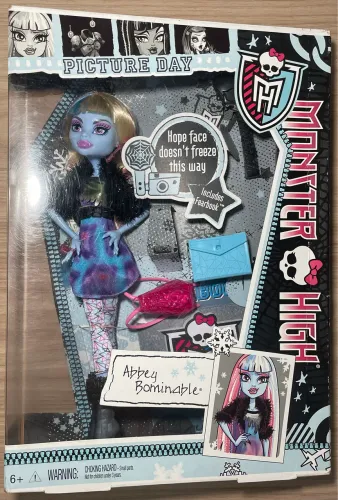 Monster High Abbey Bominable Blue Picture Day Original - Lacrada/Nova (In Package)