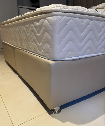 Colchão Queen Americanflex mola +  Box Quern
