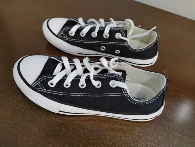 Tênis All Star feminino infantil preto cano baixo