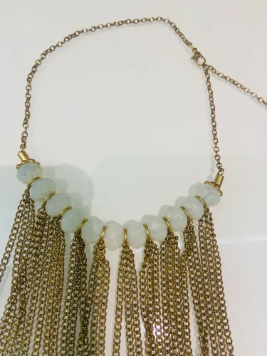 Colar dourado ajustável