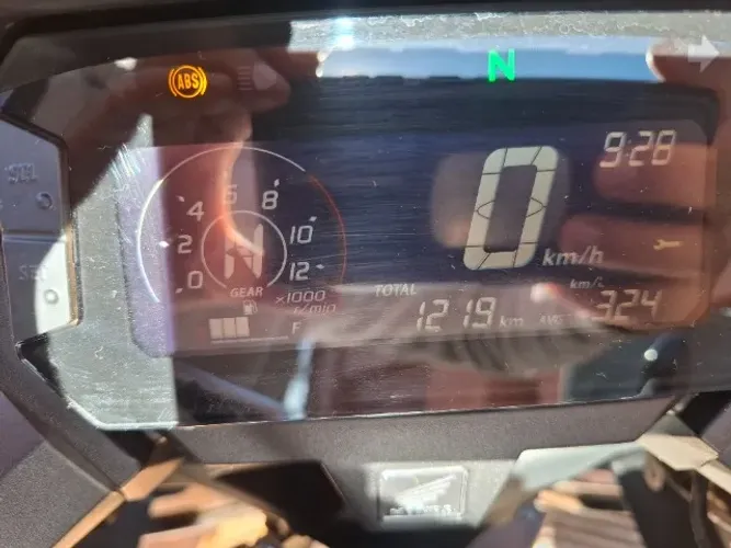 Moto de garagem! 1219km