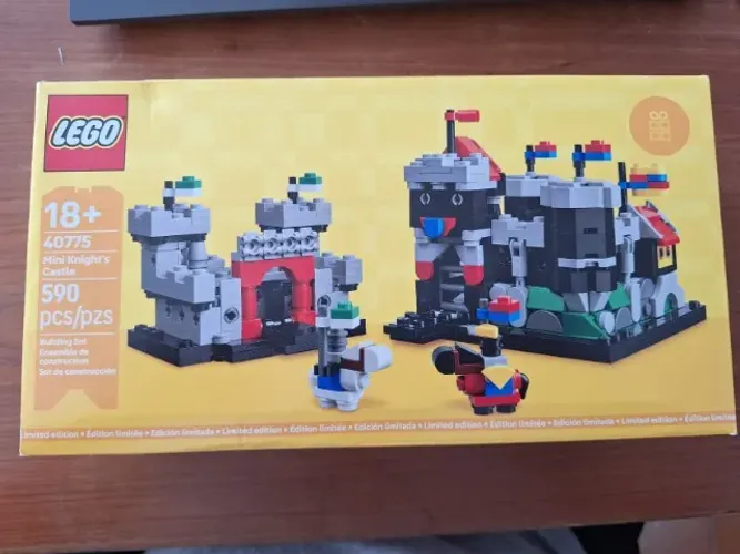Lego Mini Knights Castle. LACRADO. Set 40775. Raro no Brasil