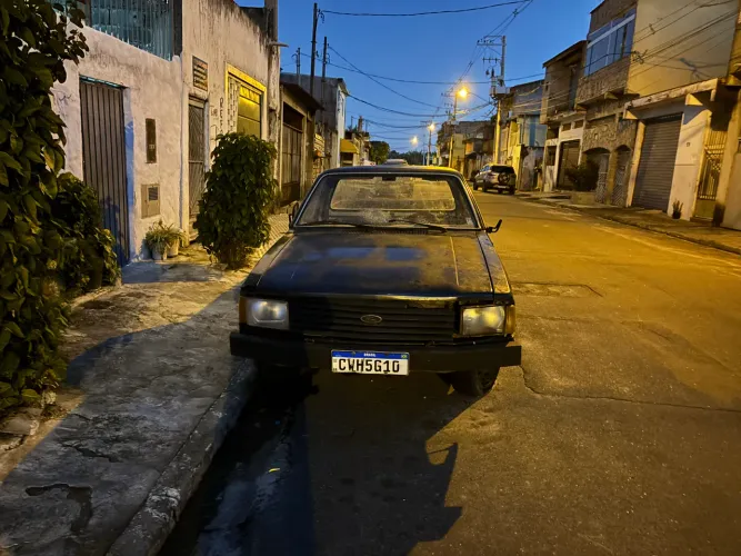 Ford Pampa 4X4 Jeep GL / L 1.6 (álcool) 1985