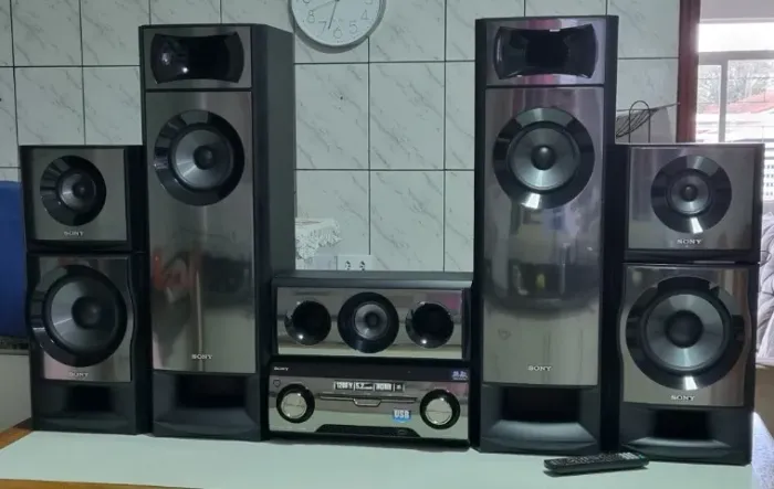 Sony 1200 Watts MUTEKI